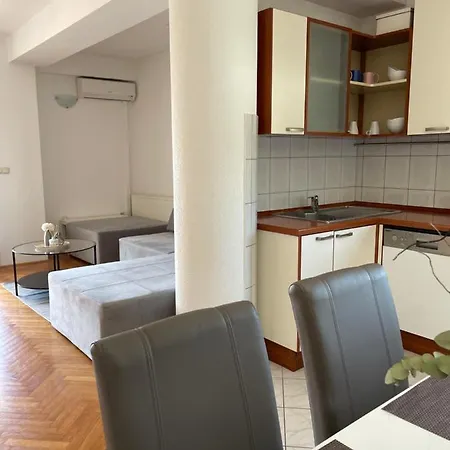 Isabell Apartment