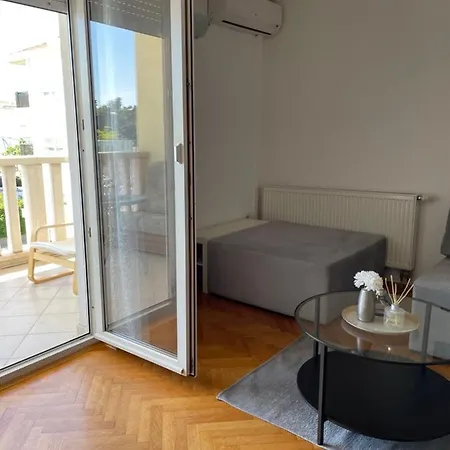 Isabell Apartment