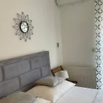 Isabell Split