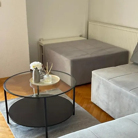 Isabell Apartament *